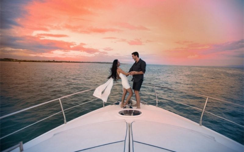 How Do I Go About Organising a Marriage Proposal on a Boat?